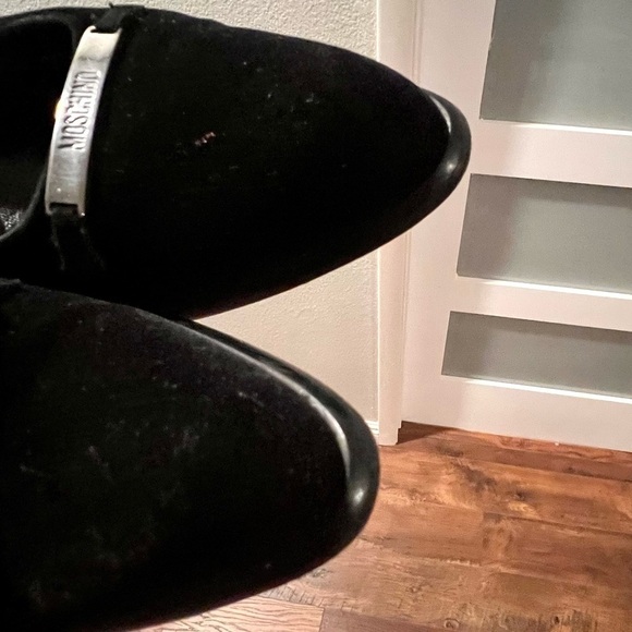 Moschino black suede loafers. Made in Italy Size 37 - Picture 3 of 9